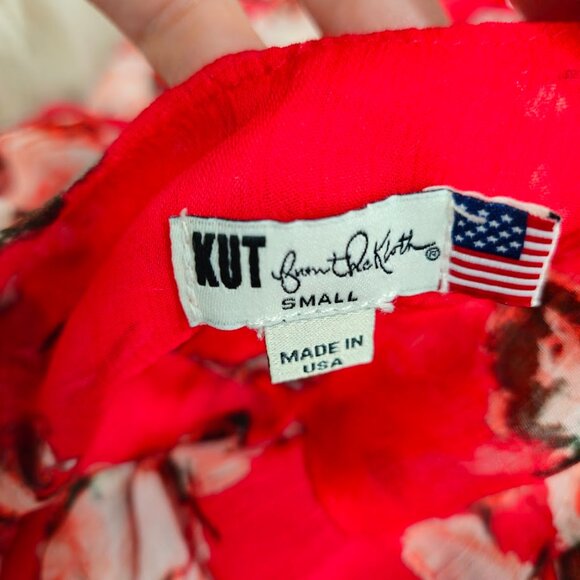 Kut From The Kloth Roll Tab Floral Red V-Neck Pink Blouse Shirt Sheer Top Small - Picture 8 of 11